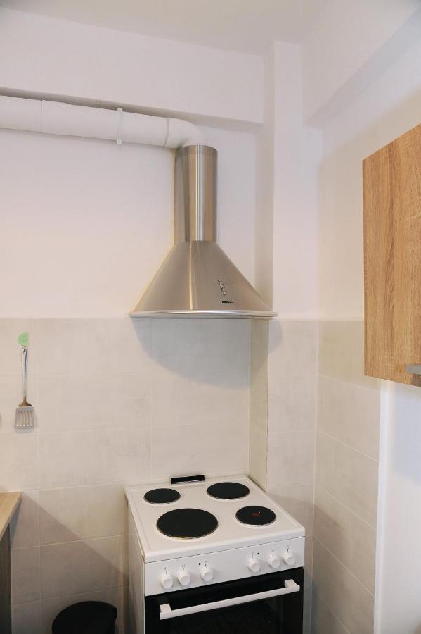Freatida Apartment Pire Dış mekan fotoğraf
