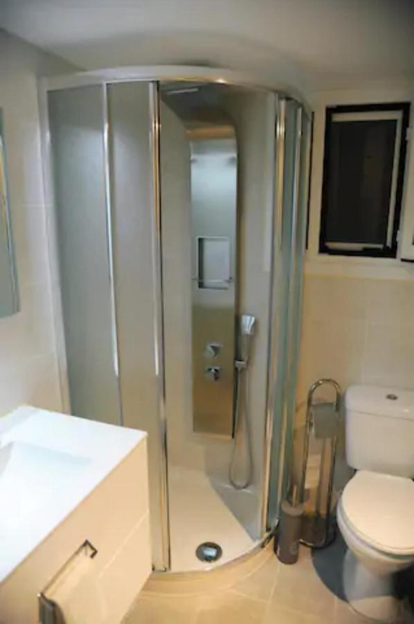 Freatida Apartment Pire Dış mekan fotoğraf